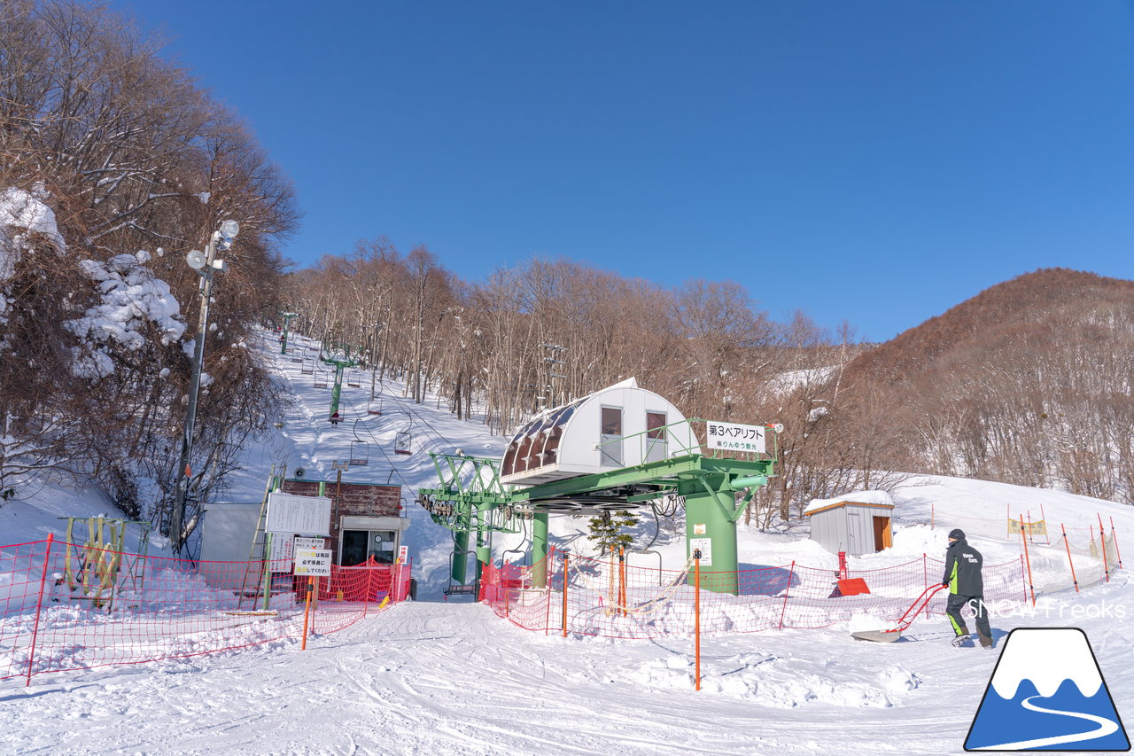 札幌藻岩山スキー場｜本日、雲一つ無い快晴！札幌藻岩山の全10コースの滑走にチャレンジ(^^)/